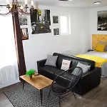 Les Lofts De Provins: 4 Appartement *
