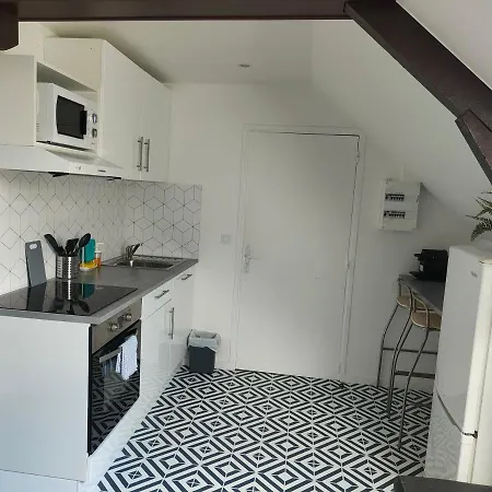 Les Lofts De Provins: 4 Διαμέρισμα